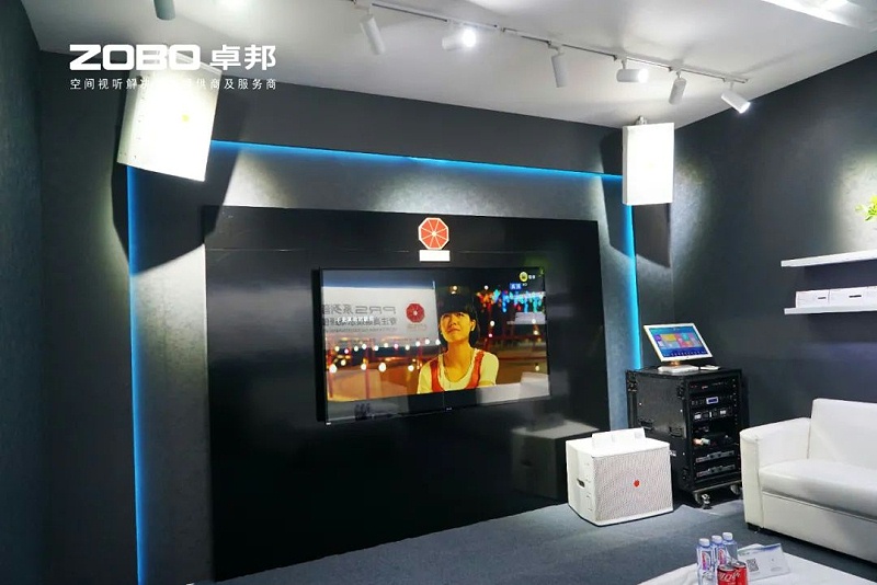 10人潮涌动，新品闪耀!ZOBO草莓污视频下载广州展首日引爆行业焦点