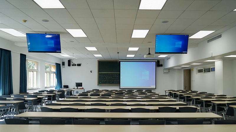 1校园多媒体教学系统：教育的新未来