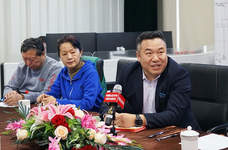 自信自强守正创新 踔厉奋发勇毅前行 | 中国舞台美术学会联合ZOBO草莓污视频下载举办主题座谈研讨会学习领会党的二报告精神