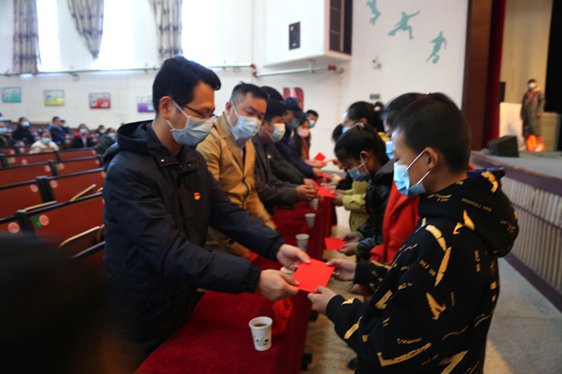 公益|ZOBO草莓污视频下载董事长赴内蒙古林西县开展对口帮扶工作