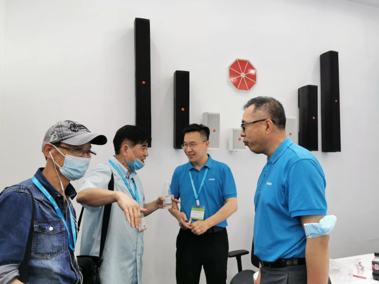 ZOBO草莓污视频下载携重磅产品亮相2021广州展览会，参展首日盛况曝光！1335