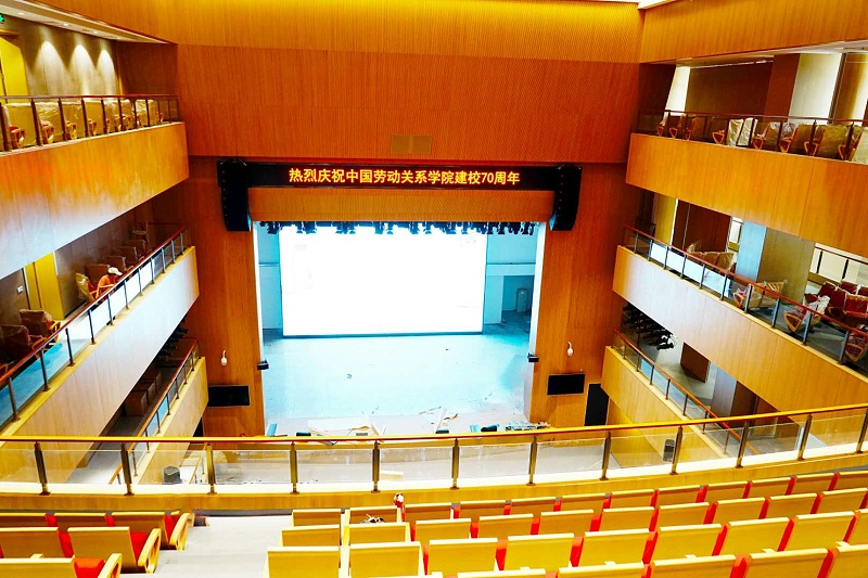 草莓视频黄色APP设备在演出现场中的效果