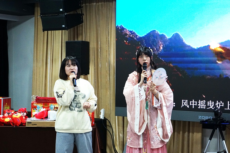 ZOBO草莓污视频下载2021年度工作总结表彰大会暨2022年迎新年会圆满举办