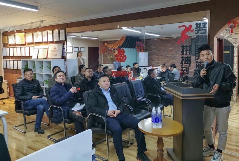 ZOBO草莓污视频下载董事长张新峰考察新会员企业